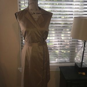 06-Ann Taylor Beige Wrap Dress - Sz 8